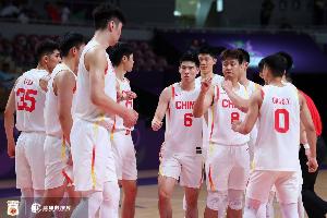 星空体育在线-媒体人:新西兰好像不怎么会破联防 首节中国队有哨 人人都能贡献