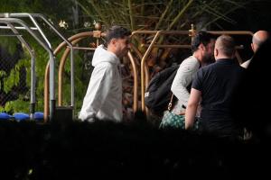 星空体育在线-操作不断!穆帅下课后,费内巴切3天超4500万欧敲定3名新援