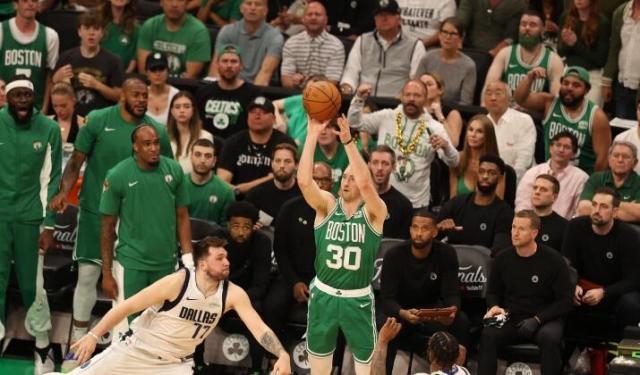 星空体育登陆首页-留住原班人马！绿军卫冕很有底气