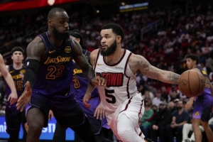 周一竞彩篮球焦点赛事：火箭客场欲雪耻 湖人面临考验