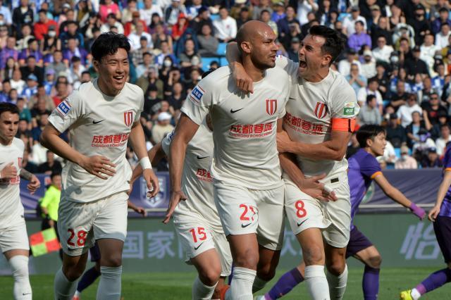 【中超】费利佩孔帕尼奥均梅开二度 津门虎2比3蓉城