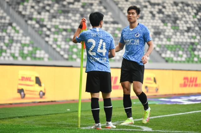 星空体育登陆首页-【中超】单欢欢2球却无用 大连人4比1仍需踢附加赛